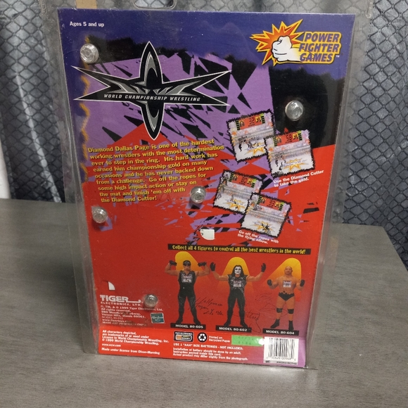 1999 Tiger Electronics Diamond Dallas Page Power Fighter Games - Picture 4 of 6